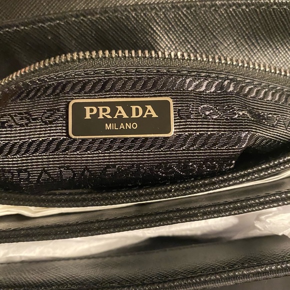 Prada Crossbody Black - Picture 7 of 9